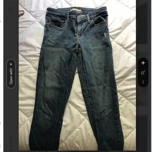 Levi's High-Rish Skinny Jeans